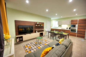 Spacious & elegant 3 bedroom with yard AGRE1-1